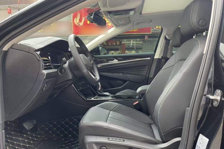 Used Volkswagen Passat 2025 Outstanding Model 380TSI Starry Dragon Edition Interior 2