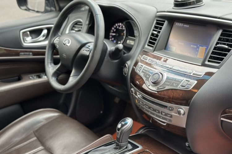 Used Infiniti QX60 2018 2.5 S/C Hybrid Two-Wheel-Drive Excellence Edition China VI Standard