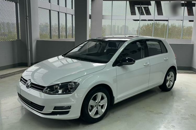 Used Volkswagen Golf 2017 1.6L Automatic Comfort Million-Vehicle Anniversary Edition