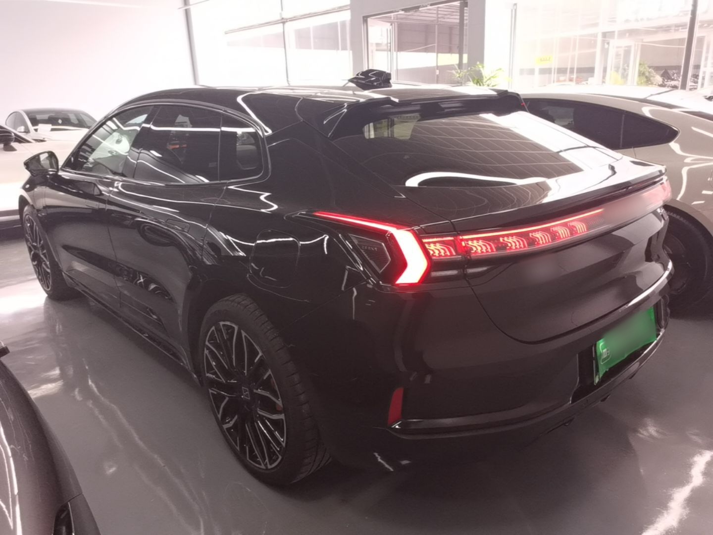 Zeekr 001 2023 YOU Edition 100 kWh — снимка 4