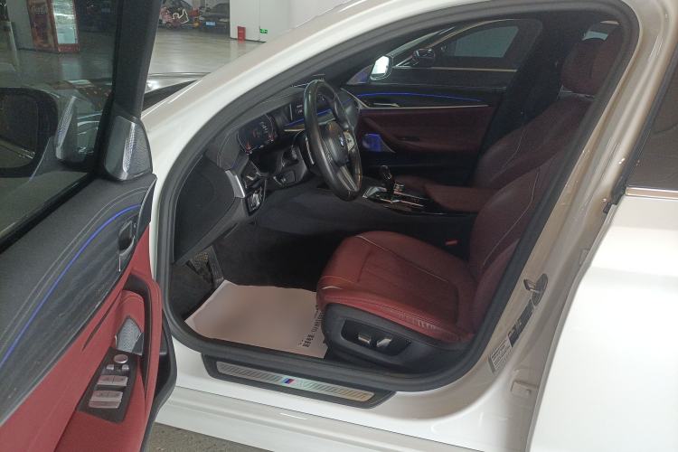 Used BMW 5 Series 2022 Second Facelift 530Li Leading Edition M Sport Package