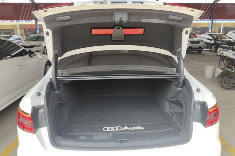 Used Audi A4L 2019 40 TFSI Ambition China VI