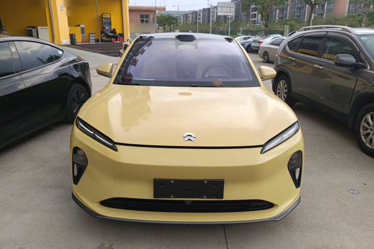 Used Nio ET5 2022 75 kWh Front