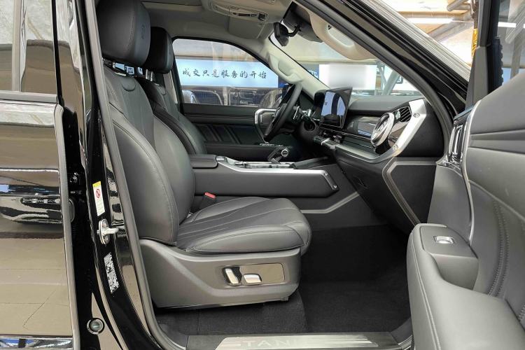 Used Tank 400 New Energy 2024 Hi4-T Off-Road Edition Interior 5