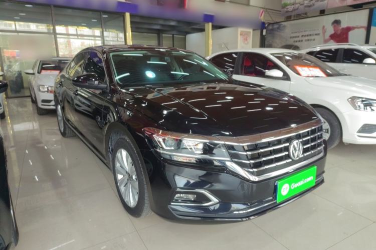 Used Volkswagen Passat 2020 Facelift 330TSI Elite Edition China VI Standard
