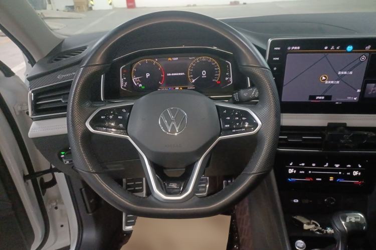 Used Volkswagen Tiguan L 2023 Restyled 330TSI Automatic Two-Wheel Drive R-Line Enhanced Comfort Version