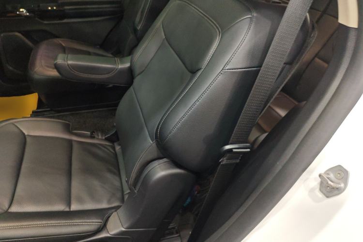 Used Ford Explorer 2020 EcoBoost 285 4x4 Titanium Edition 6 Seats
