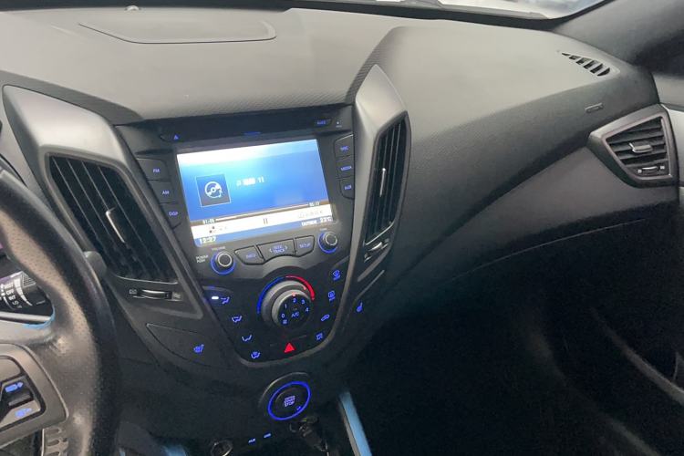 Used Hyundai Veloster 2015 1.6T Automatic Luxury Edition
