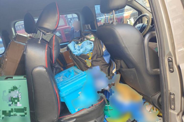 Used FORTHING Lingzhi 2022 Striving Version M5L 1.6L Luxury 7-Seater
