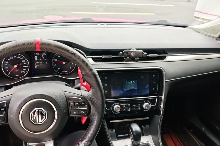 Used MG 6 2017 20T Automatic Luxury Smart Connect Version China V Standard Center Console