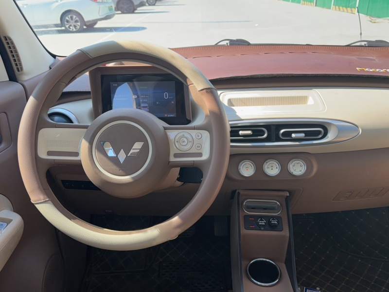 Used Wuling Hongguang MINIEV 2025 Four-Door Version Advanced Edition — 34