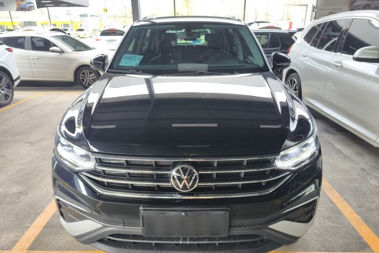 Used Volkswagen Tiguan L 2024 300TSI Automatic Two-Wheel Drive Smart Edition
