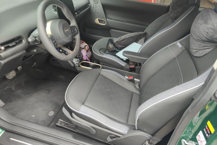 Used MINI Electric COOPER 2024 456km COOPER E Classic Edition