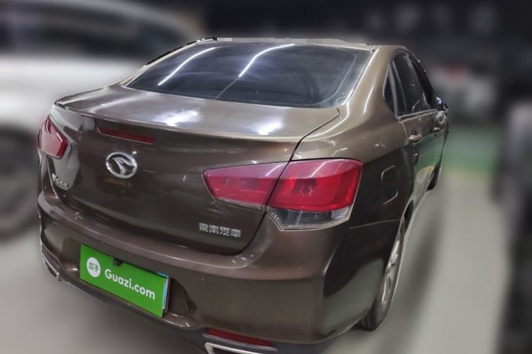 Used Soueast V5 Lingzhi 2015 Plus 1.5L Manual Smart Edition Rear Right 45 Deg