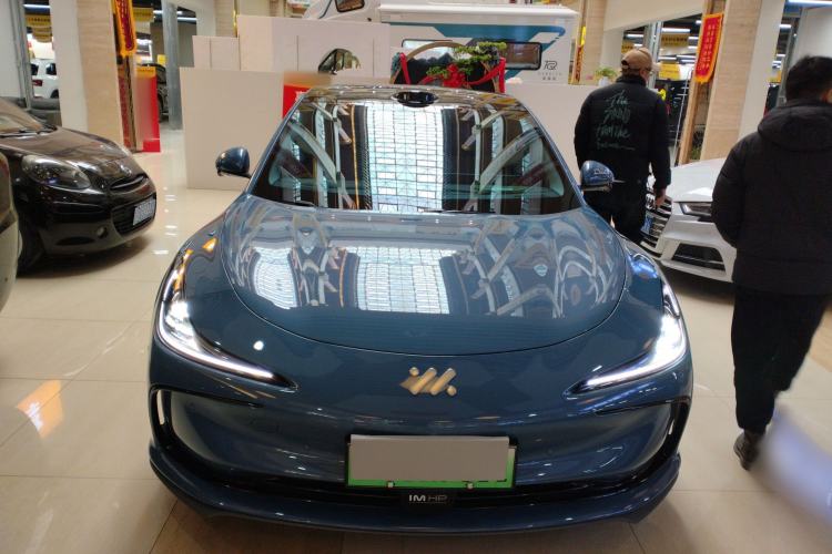 Used IM L6 2024 Max Extended-Range Version