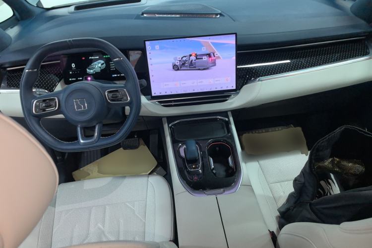 Used Zeekr 009 2024 Six-Seat Executive Version 4WD 108 kWh
