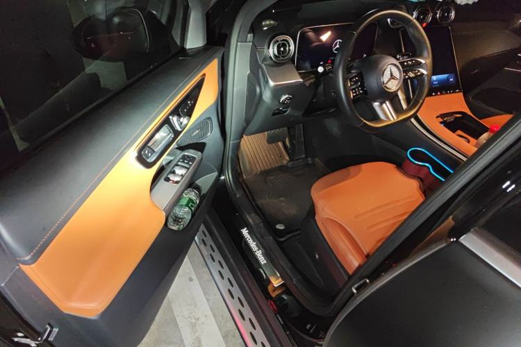 Used Mercedes-Benz GLC 2023 GLC 260 L 4MATIC Luxury 7-Seater Driver Seat