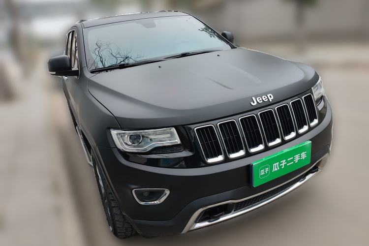 Used Jeep Grand Cherokee 2016 3.0L Comfort Navigation Edition Front Right 45 Deg