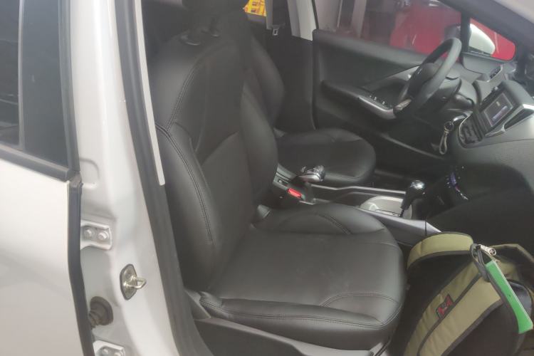 Used Peugeot 2008 2014 1.6L Automatic Fashion Edition Right Front Seat