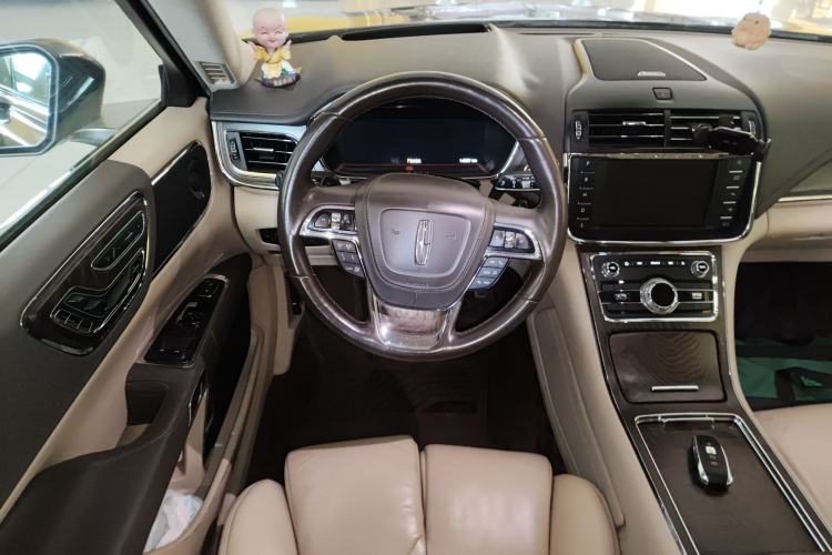 Used Lincoln Continental 2017 2.0T Two-Wheel Drive Prestige Edition Steering Wheel