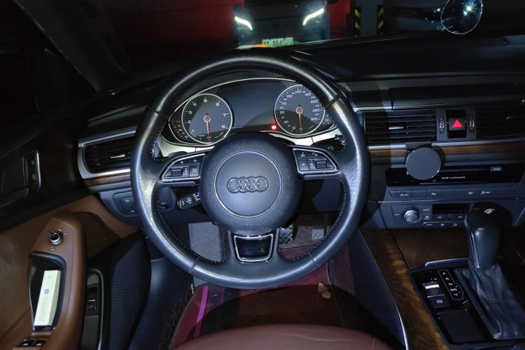 Used Audi A6L 2018 30th Anniversary Edition 45 TFSI quattro Sport model
