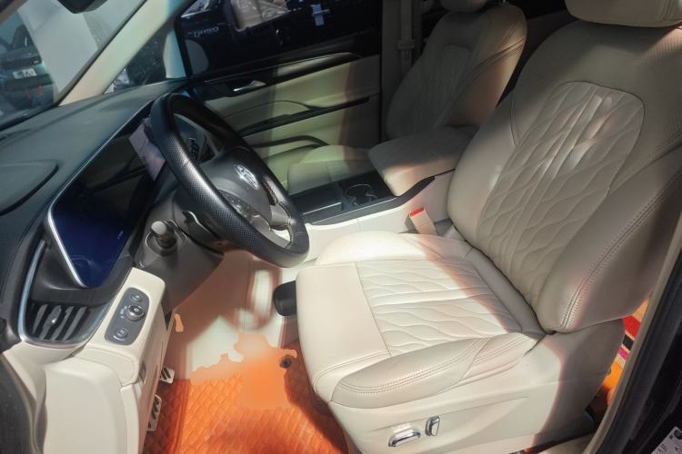 Used Buick GL8 2021 ES Landtrek 653T Comfort Edition