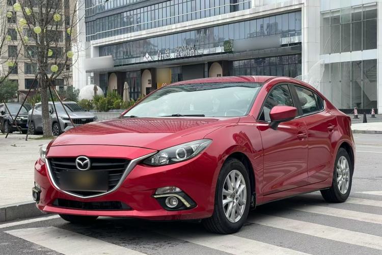 Used Mazda 3 Axela 2016 Sedan 1.5L Automatic Comfort Model