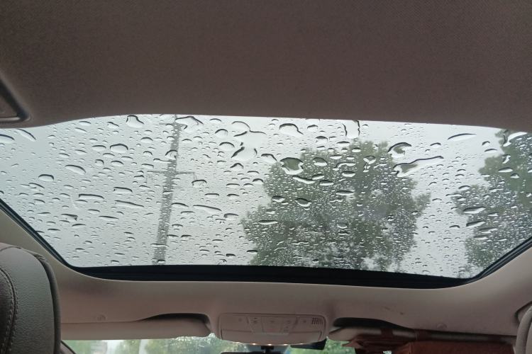 Used Mercedes-Benz E-Class New Energy 2022 Restyled E 350 e L Plug-in Hybrid Sports Sedan
