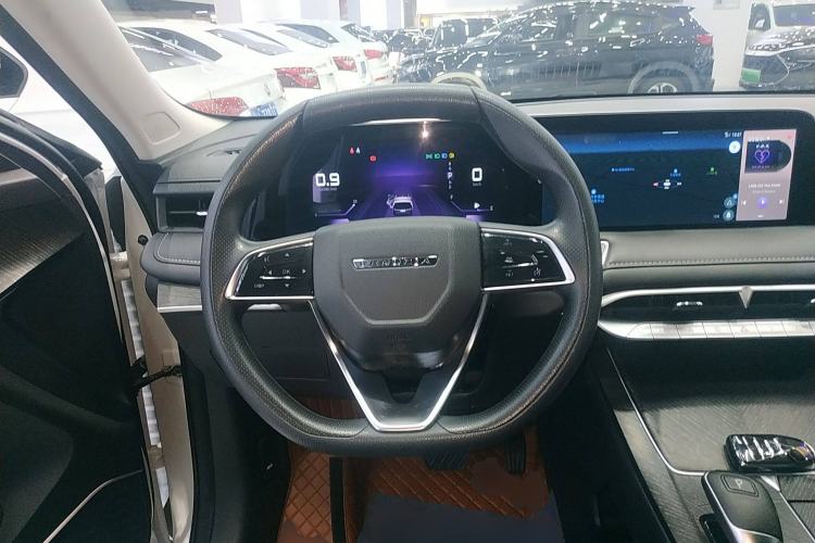 Used Venucia V 2021 260T Idol Edition
