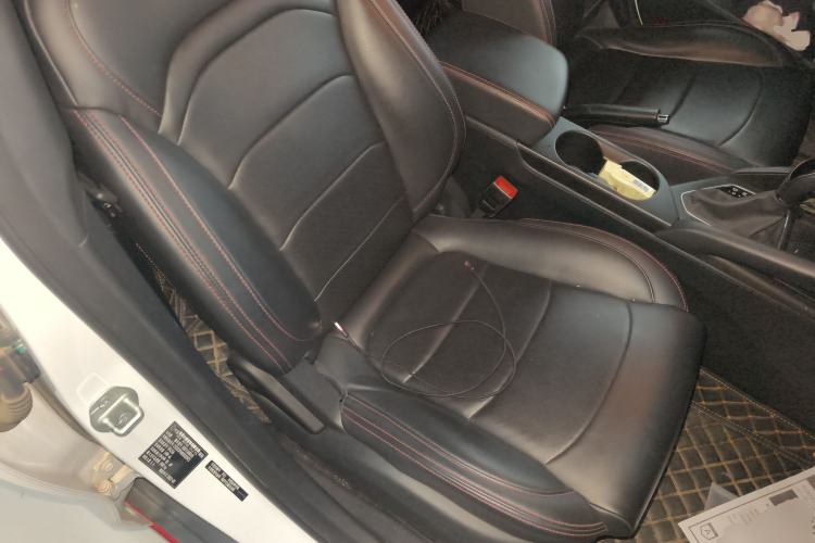 Used Dongfeng Fengon 500 2022 1.5L CVT Enjoyment Version Right Front Seat