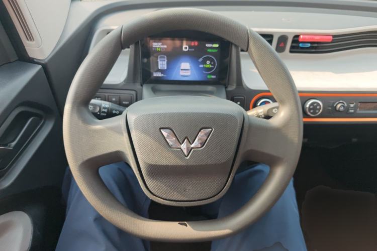 Used Wuling Hongguang MINIEV 2020 Freedom Version Lithium Iron Phosphate Steering Wheel