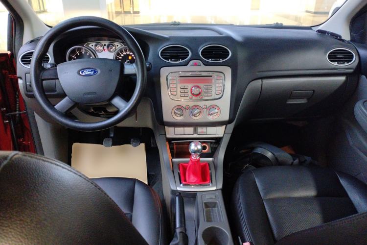 Used Ford Focus 2013 Hatchback Classic 1.8L Manual Base Model