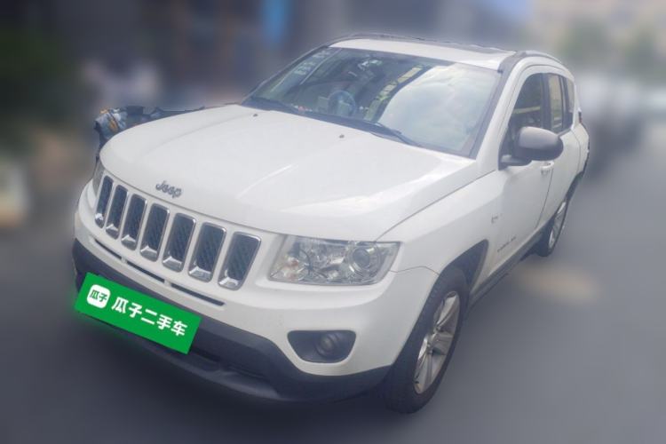 Used Jeep Compass 2013 2.4L four-wheel-drive sport version