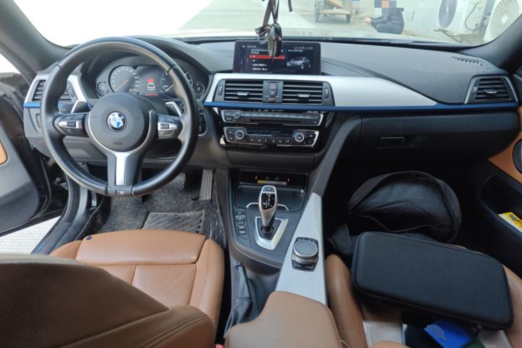 Used BMW 4 Series 2020 425i Gran Coupe M Sport Night Edition Center Console