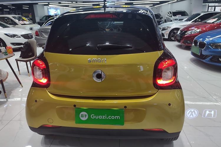 Used smart forfour 2016 1.0L 52 kW Dynamic Edition