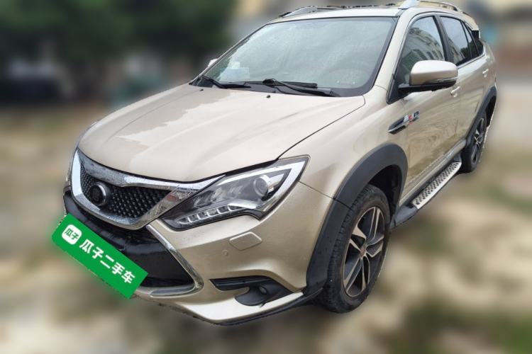 Used BYD Tang New Energy 2015 2.0T Four-Wheel-Drive Flagship Model