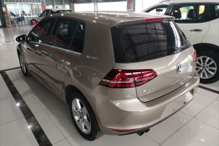 Used Volkswagen Golf 2017 230TSI Automatic Comfort Edition – Celebrating Milestone of One Million Units Rear Left 45 Deg