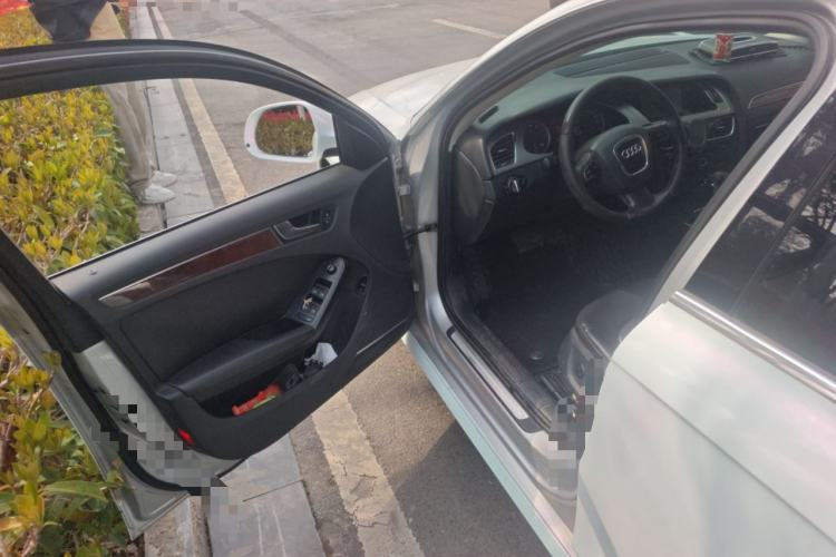 Used Audi A4L 2011 2.0 TFSI Technology Edition
