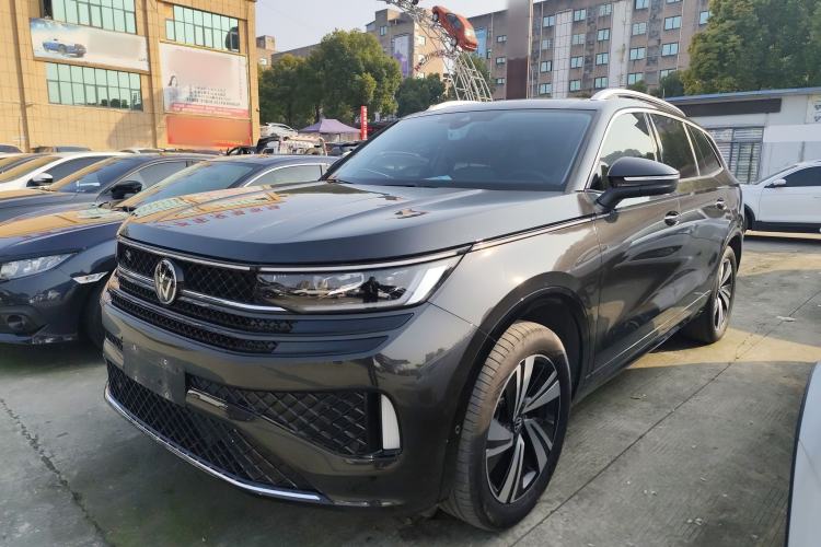 Used Volkswagen Tavendor 2024 380TSI All-Wheel Drive R-Line Cruise Edition