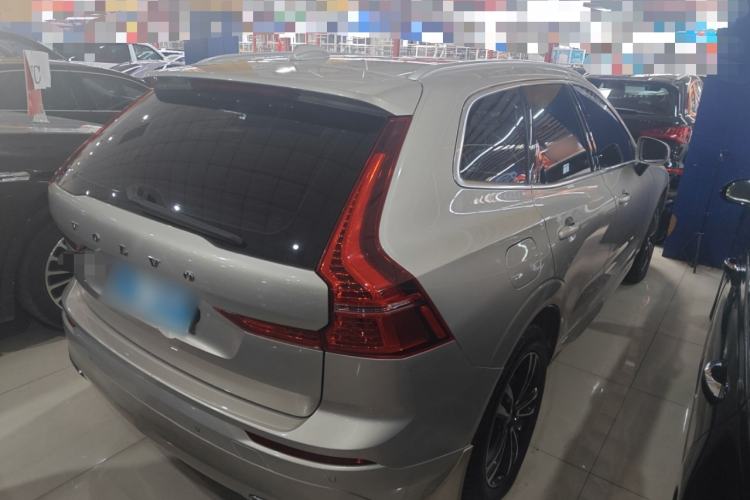 Used Volvo XC60 2019 T5 4x4 Zhiyuan Edition China VI Standard
