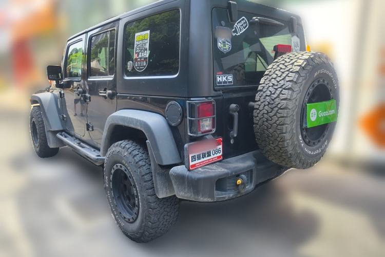 Used Jeep Wrangler 2015 3.6L Rubicon Four-Door Comfort Edition
