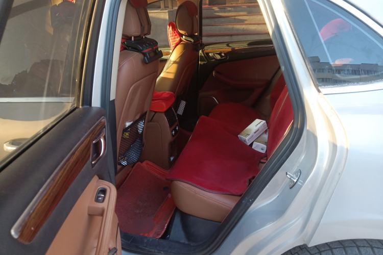 Used Zotye SR9 2017 2.0T Automatic Ultimate Road Edition