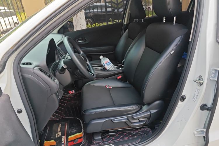 Used Honda Vezel 2022 1.5L CVT Phantom Night Pioneer Edition
