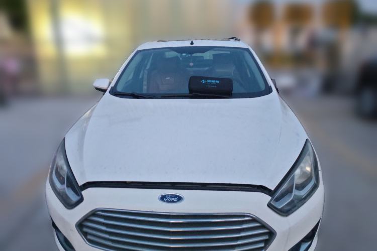 Used Ford Escort 2015 1.5L Manual Fashion Edition