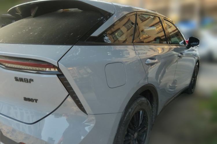 Used Venucia V 2021 260T Idol Edition