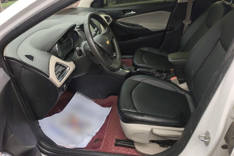 Used Chevrolet Cruze 2015 1.5L Automatic Luxury Edition Left Front Seat