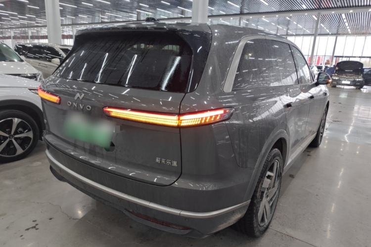 Used ONVO Luxeed L90 2025 Model—Max Six-Seater Version
