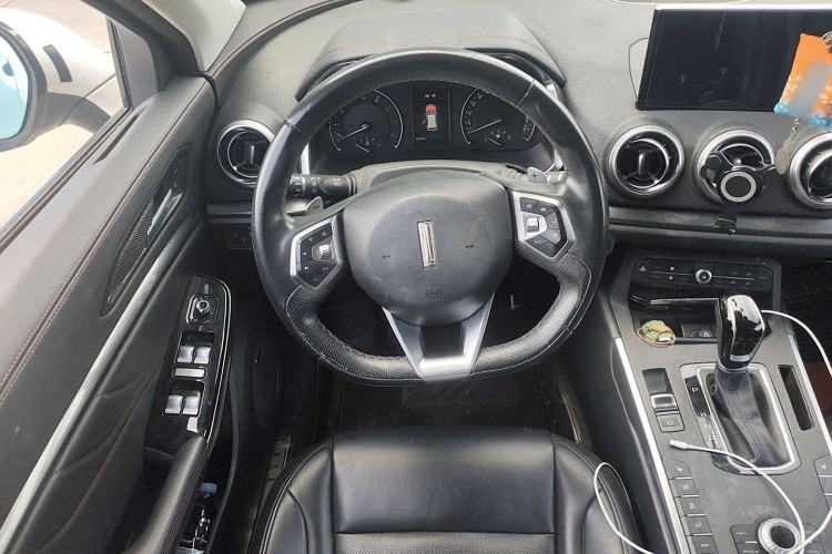 Used Wey VV5 2017 2.0T Ultra-Luxury Version