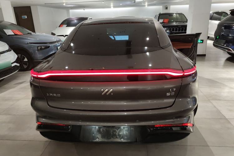 Used IM L7 2022 Dynamic Model