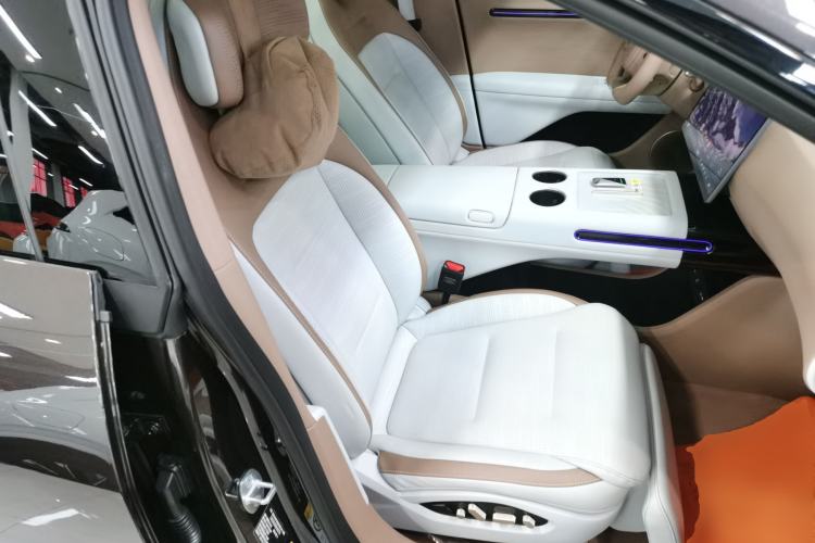 Used Avatr 07 2024 Pro+ All-Electric Version Right Front Seat